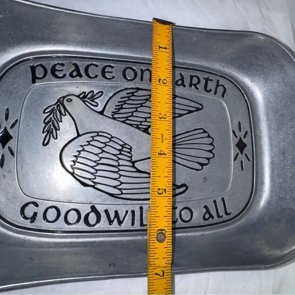 vintage Wilton Armetale pewter bread serving tray Peace on Earth Goodwill to All